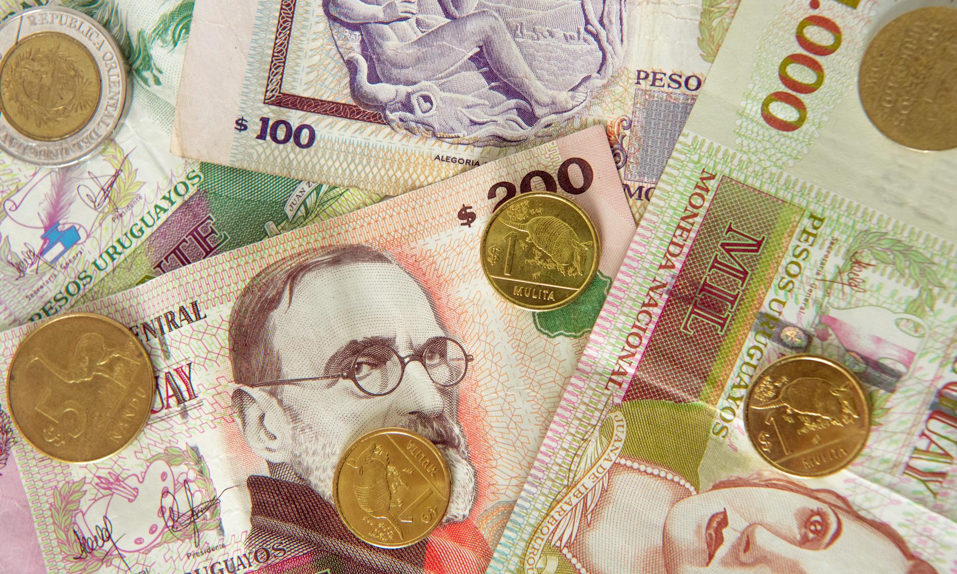 Billetes y monedas