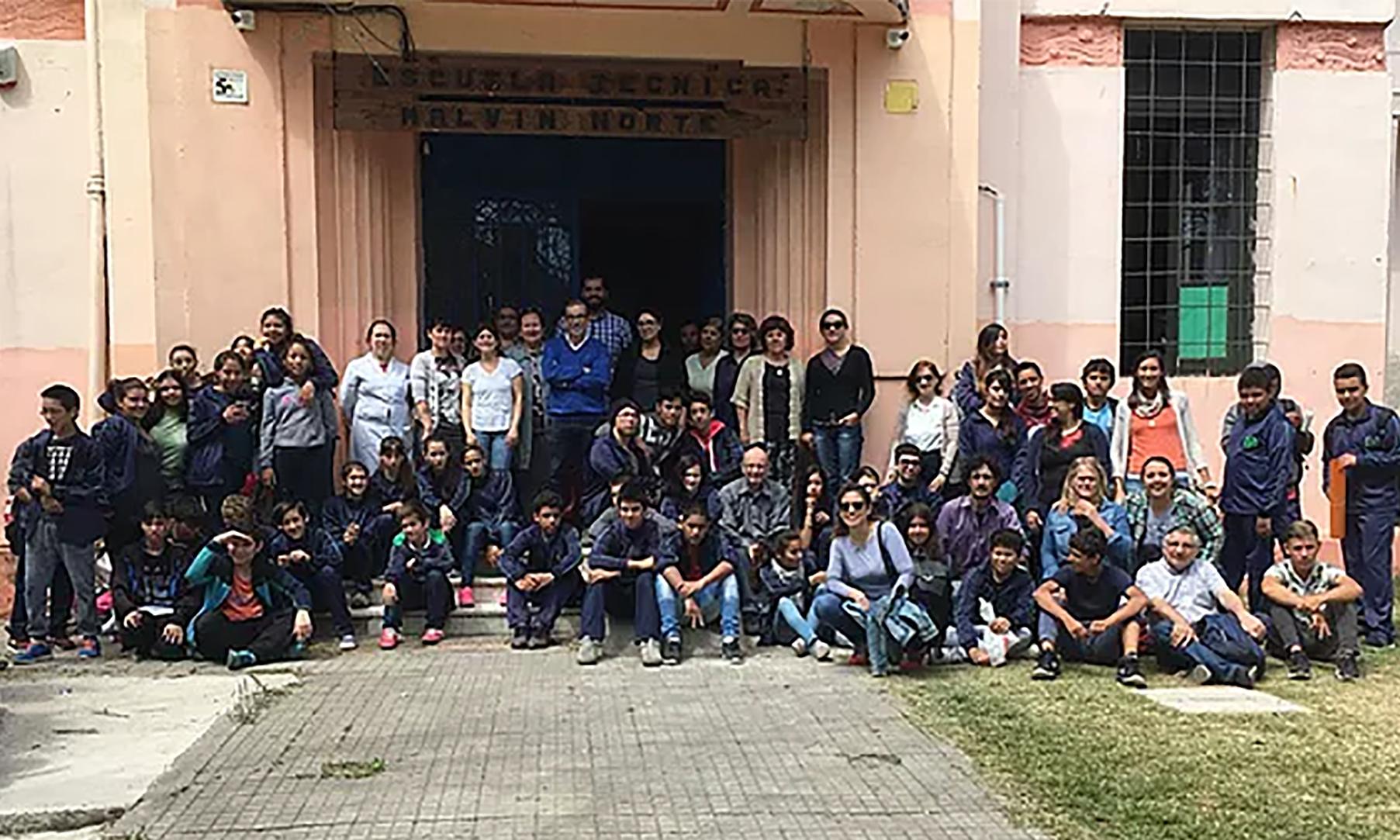 Escuela Técnica Malvín Norte. Profesores y alumnos