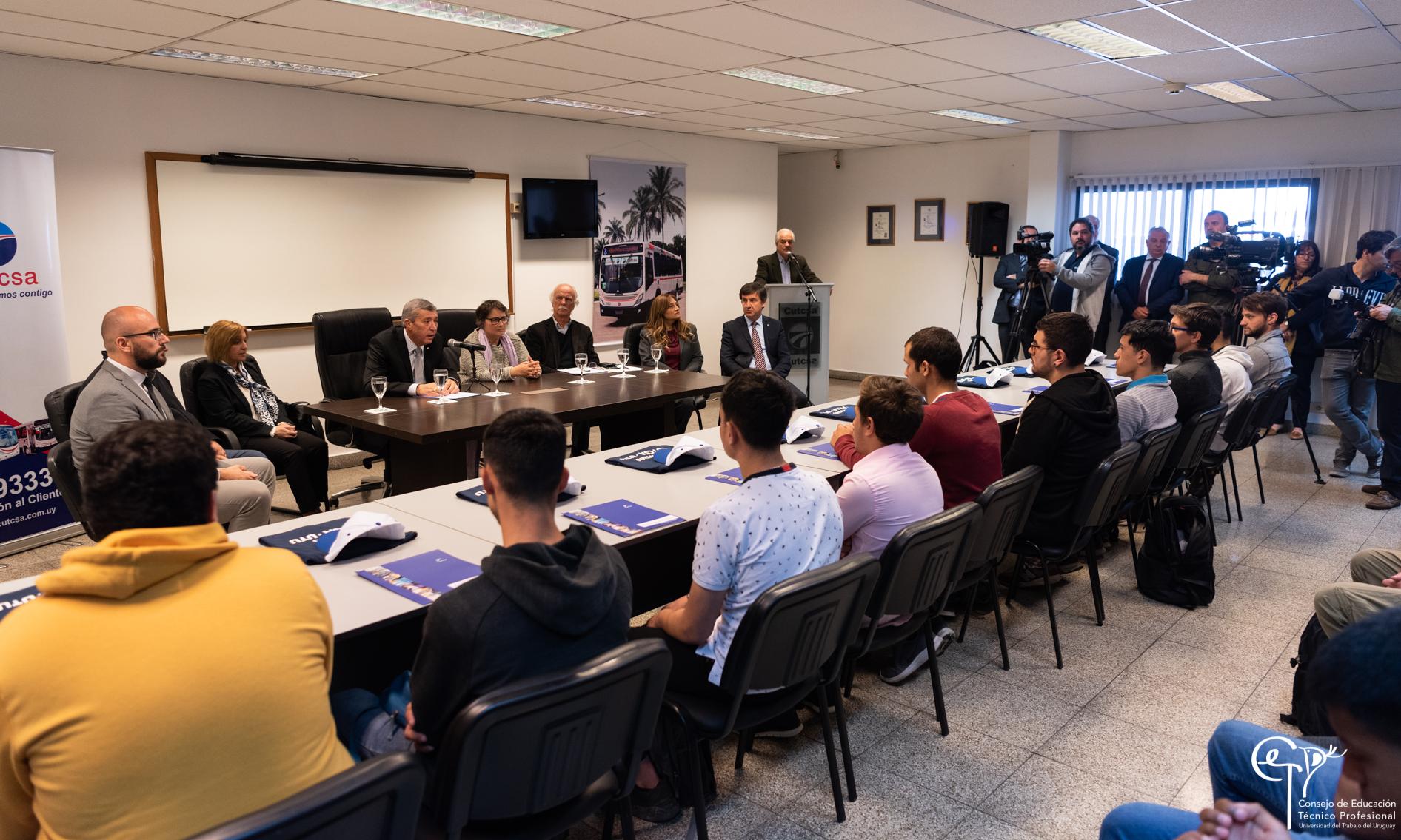 Alumnos que obtendrán sus pasantías remuneradas