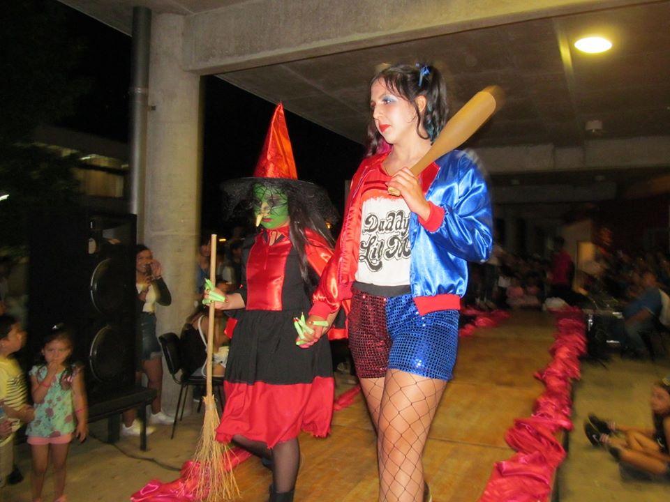 Muestra Escuela Técnica Rivera Desfile
