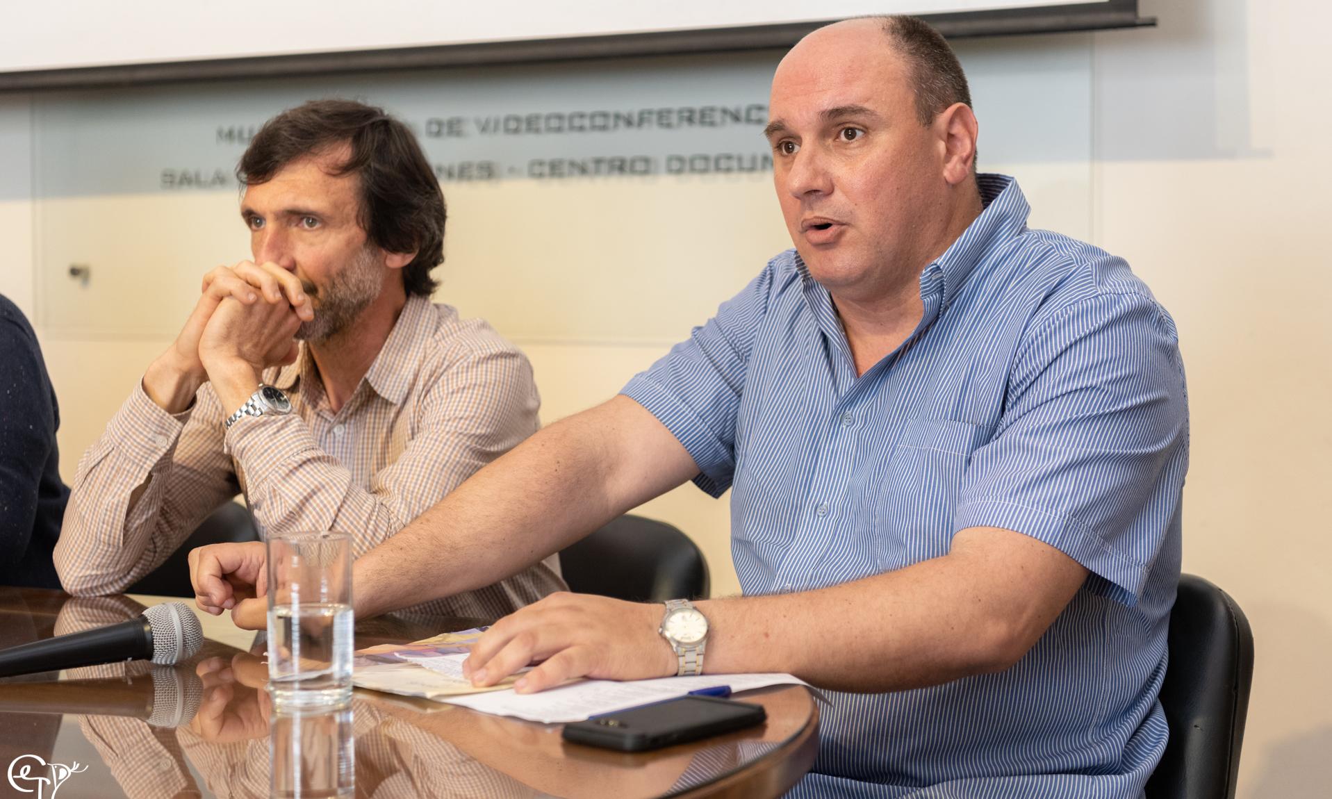 Director de Programa de Administración, Comercialización y Servicios Profesor Adrián Núñez