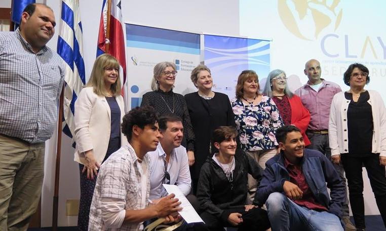 Premiación educación solidaria