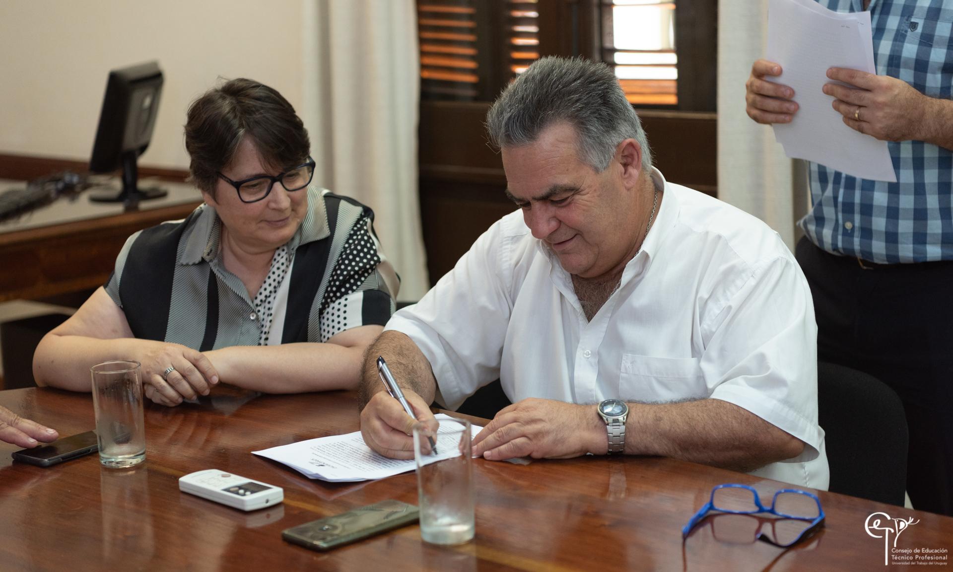 Directora General Pèrez e Intendente Vidalin