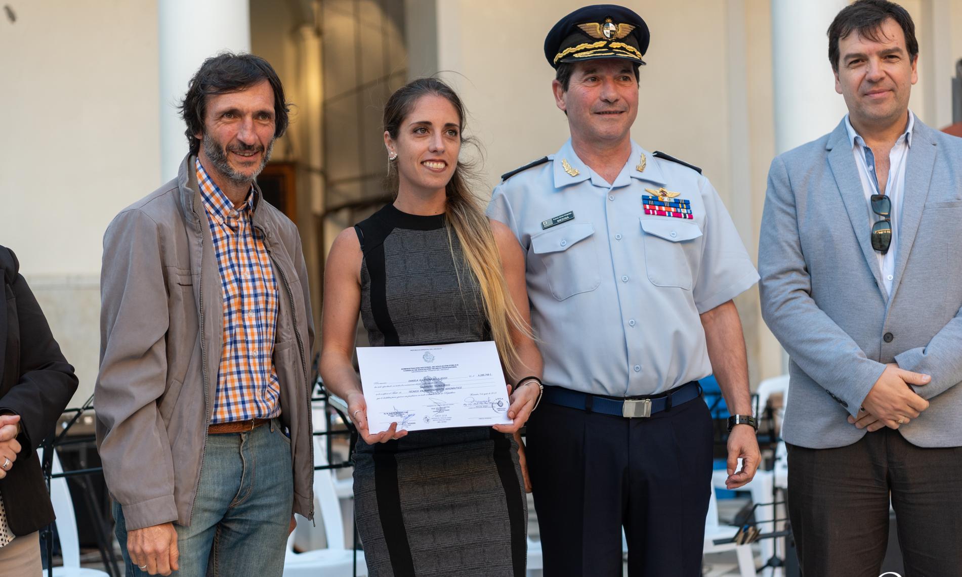 Primera ingeniera tecnológica en Aeronáutica