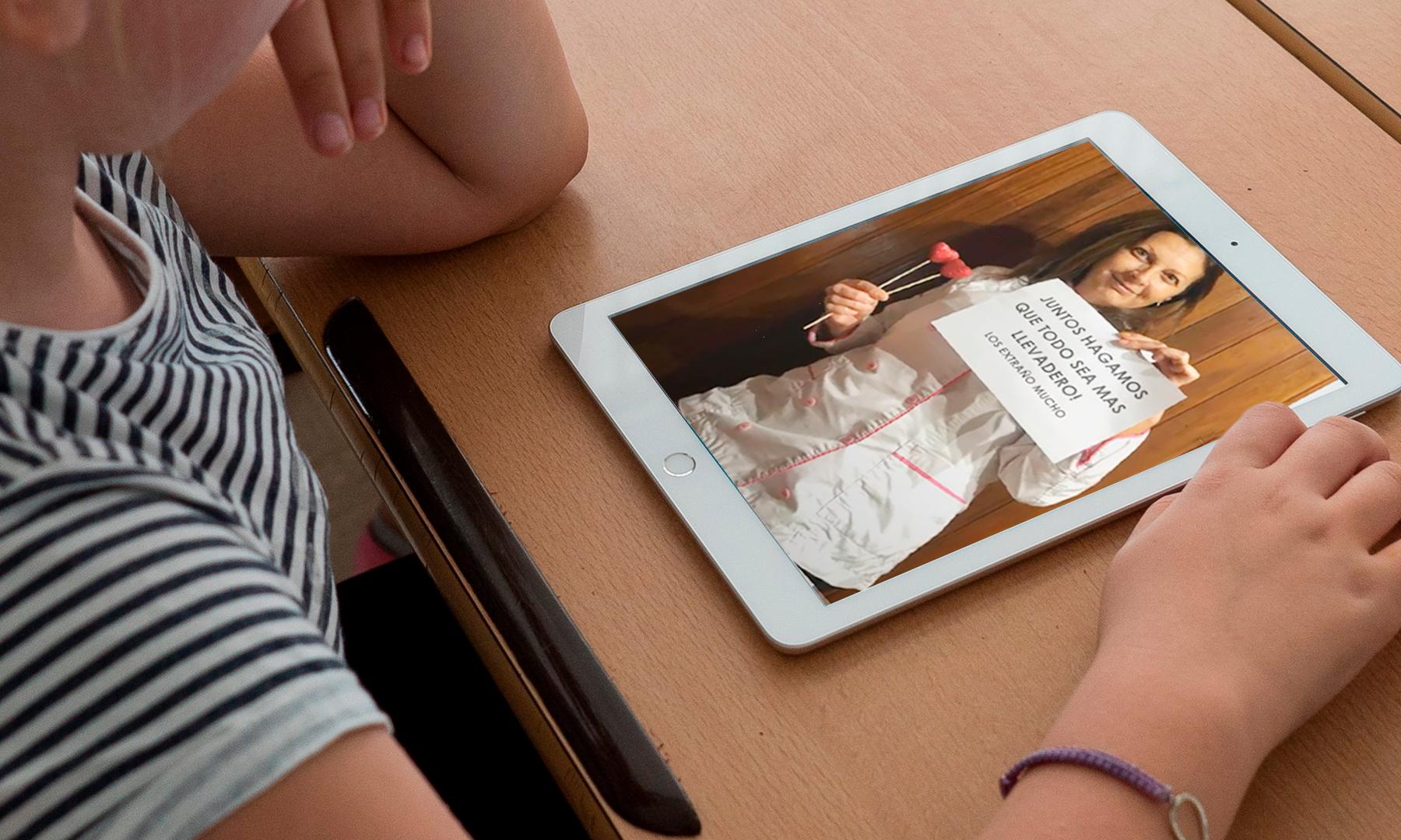 Tablet reproduce contenido
