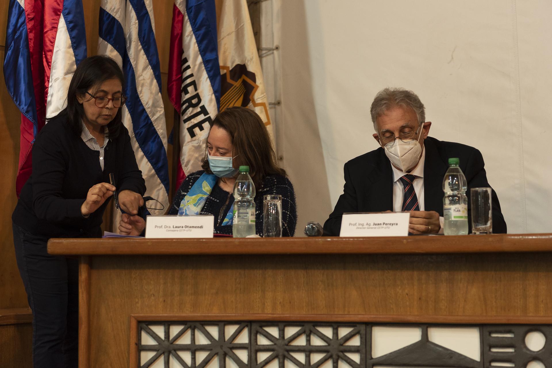 Firma consejeros