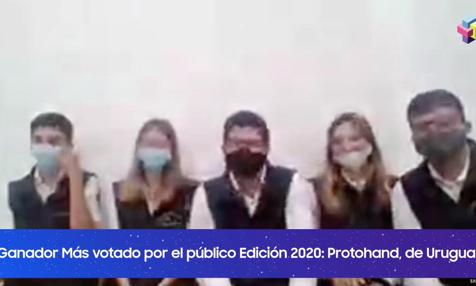 Proyecto Protohand de estudiantes de UTU de Rosario premiados por el público en certamen internacional. Fuente: @SocialabUy