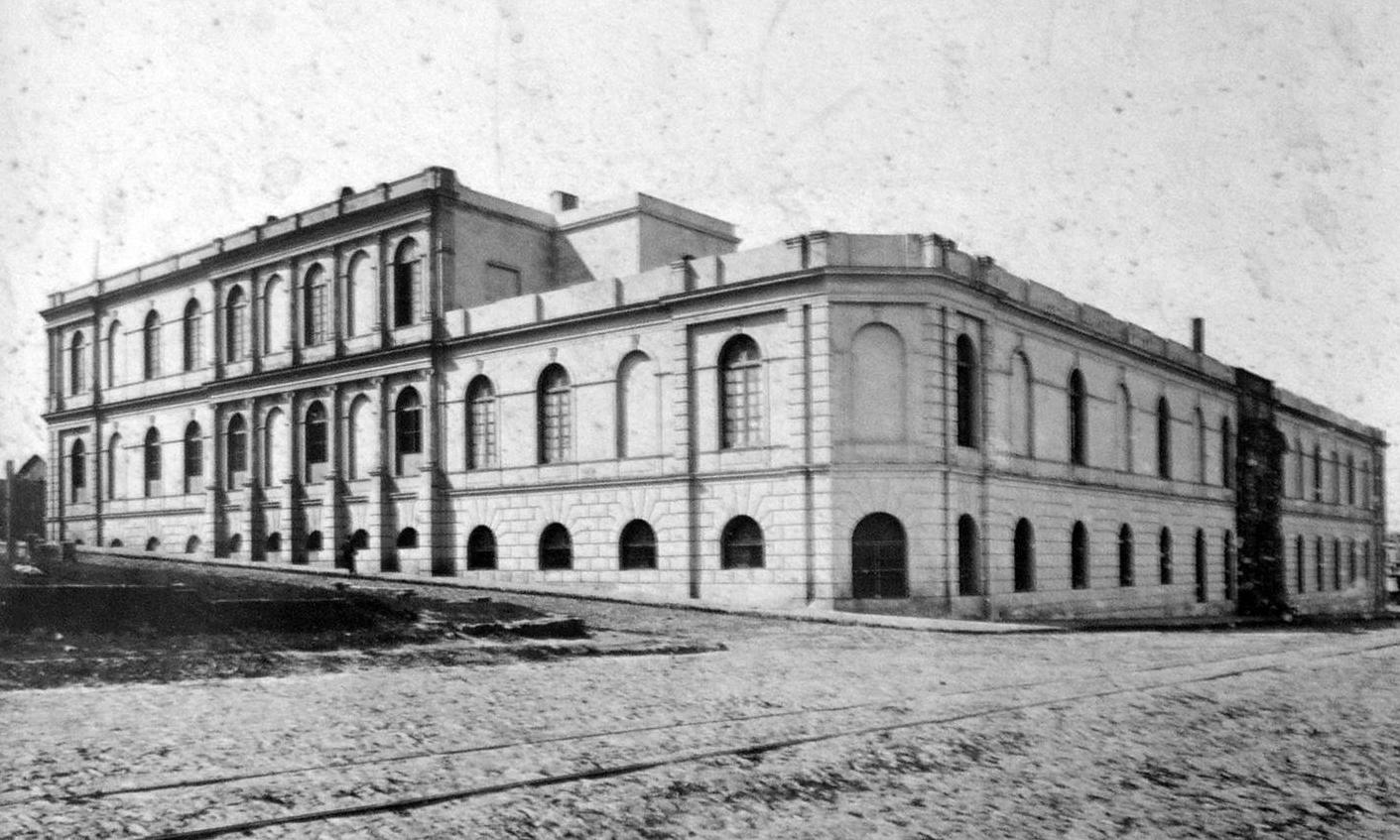 fachada de UTU