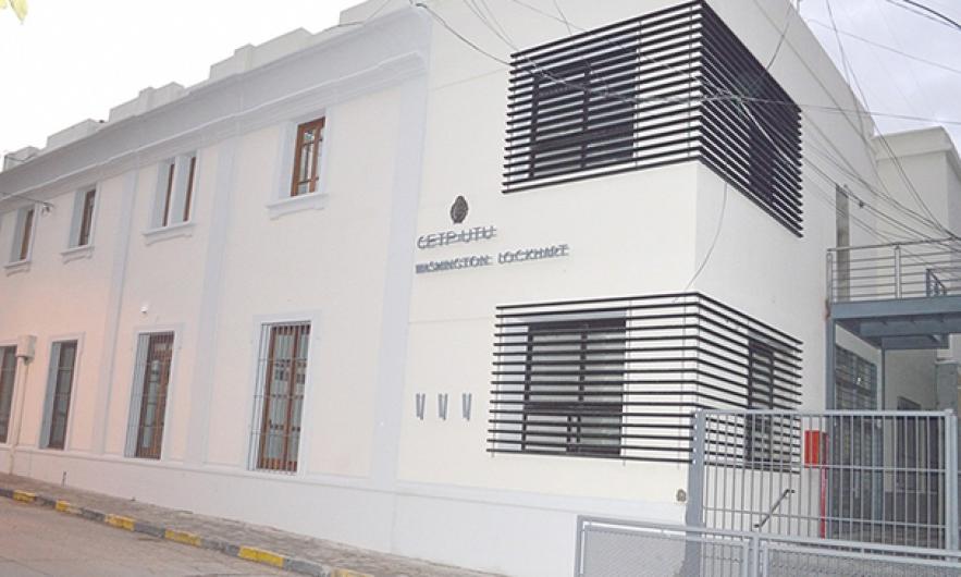 Fachada Escuela Técnica de Mercedes “Prof. Washington Lockhart”
