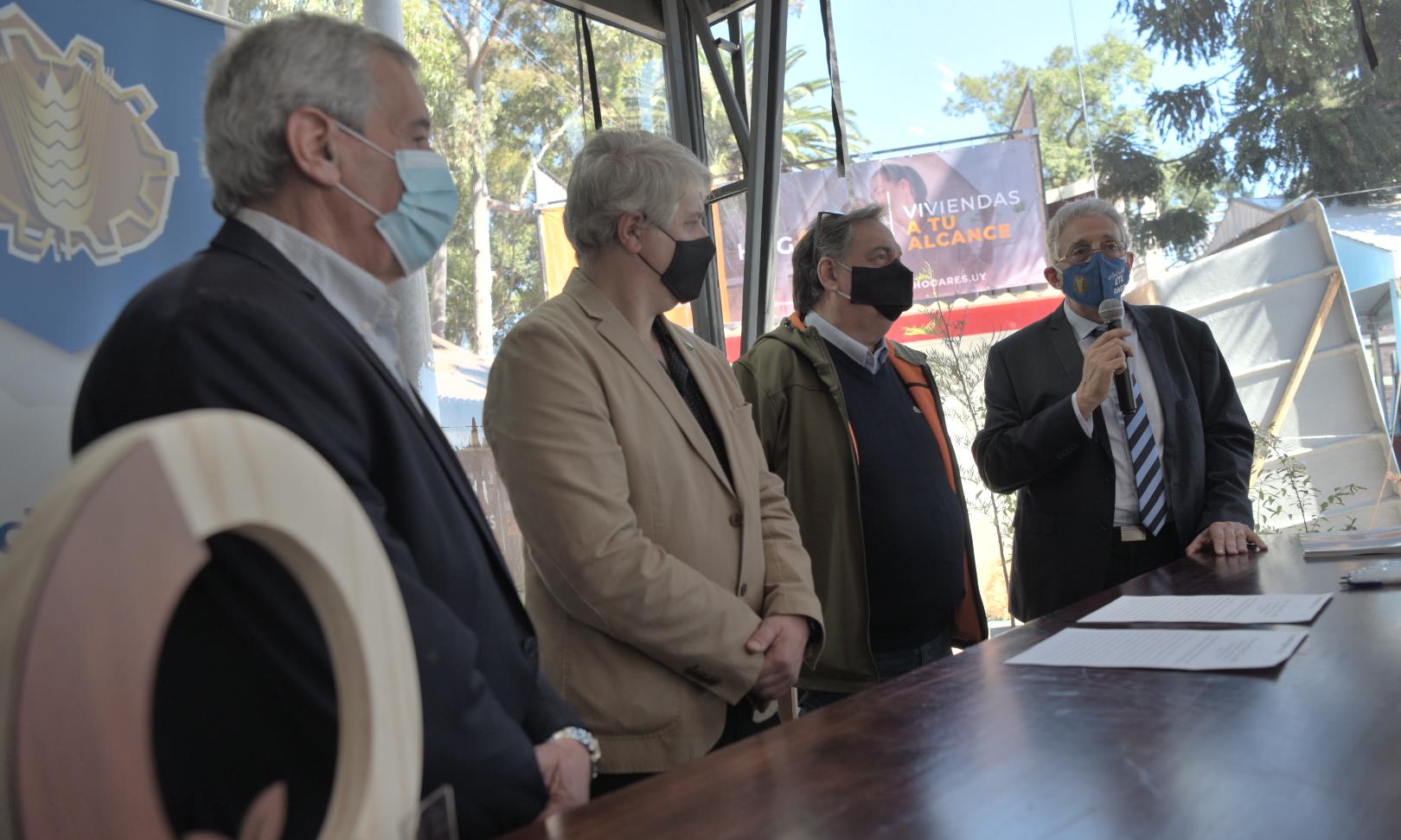 Firma de acuerdo entre la UTU y la Unión Vendedores de Carne