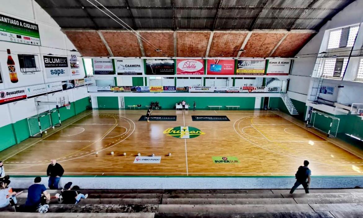 Gimnasio Urupan de Pando