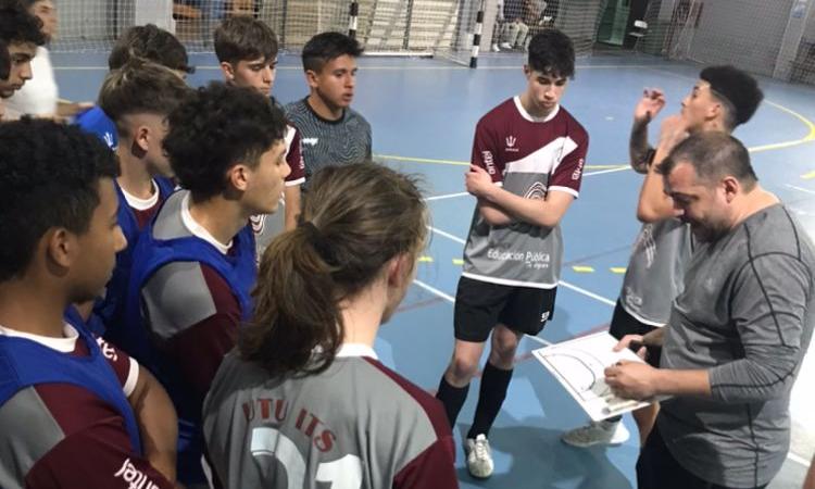 Plantel de fútbol UTU -ITS
