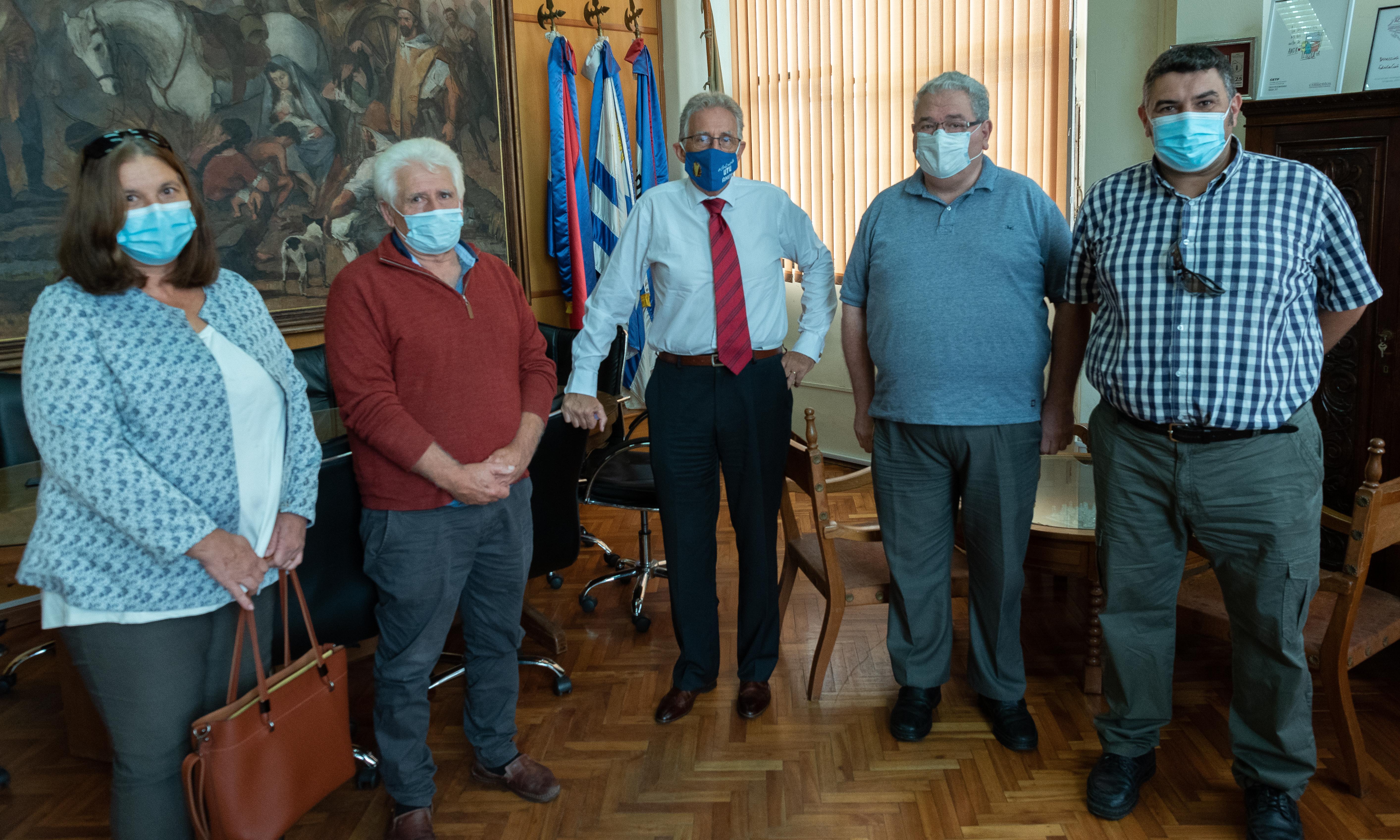 Pereyra y autoridades