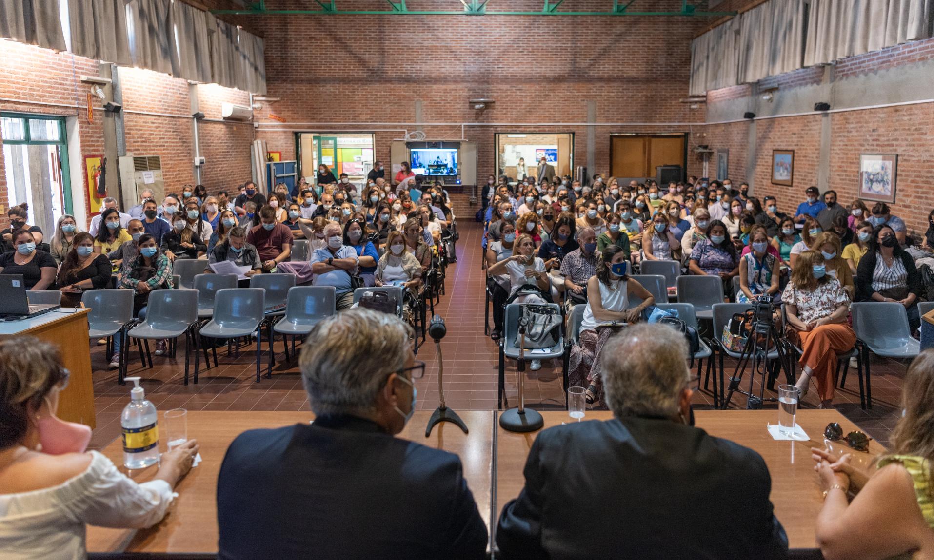 autoridades y docentes