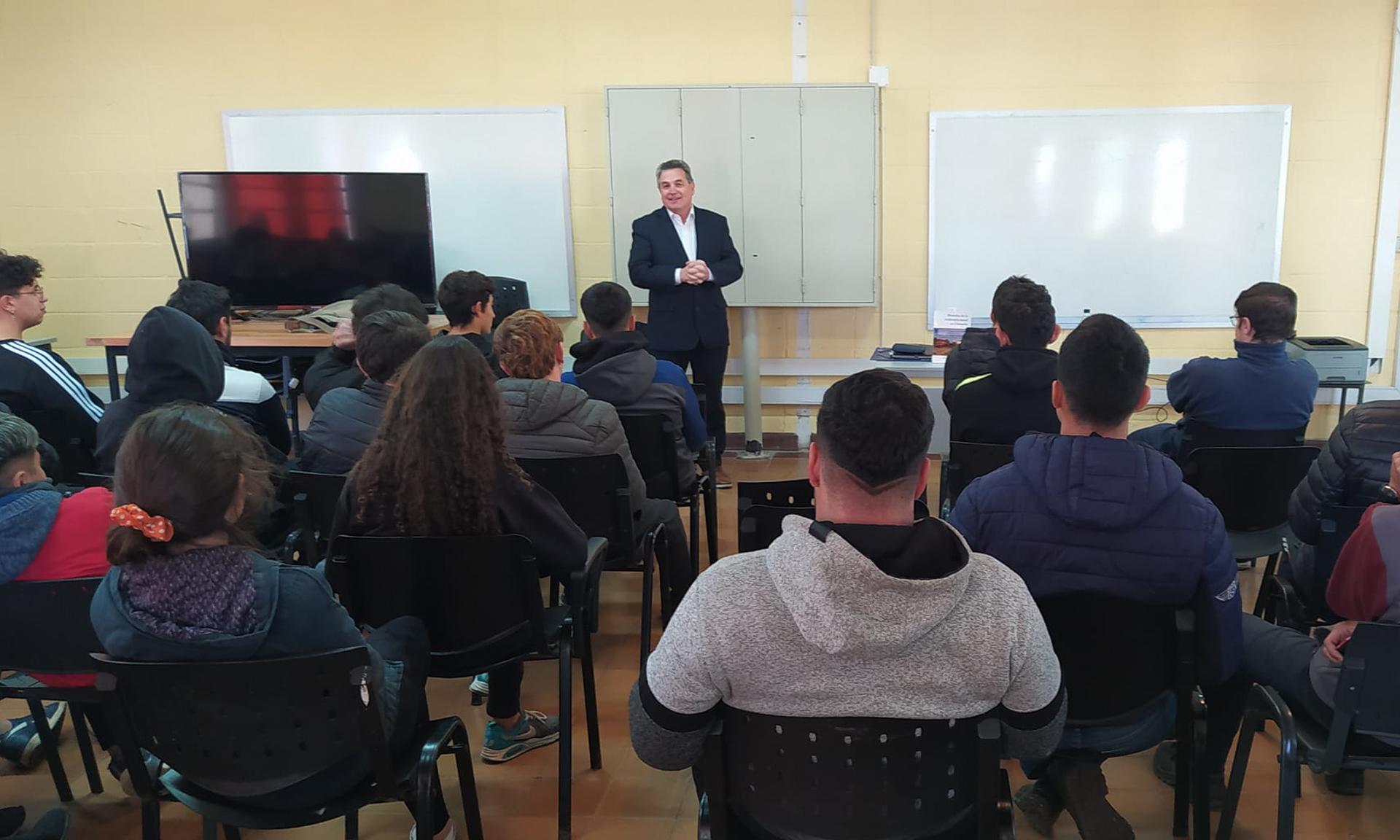 Presentación del libro “Historia de la Industria Naval en Carmelo