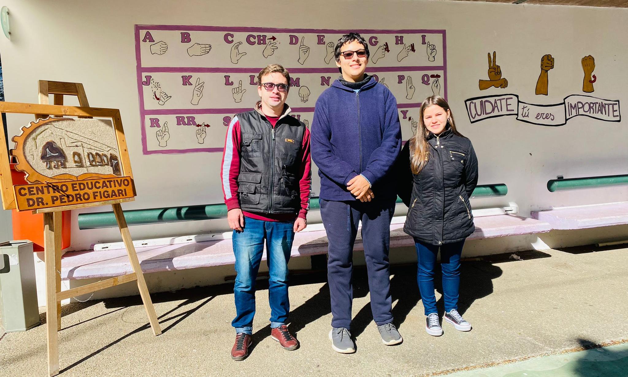 Alumnos sordos del Centro Figari de Artigas