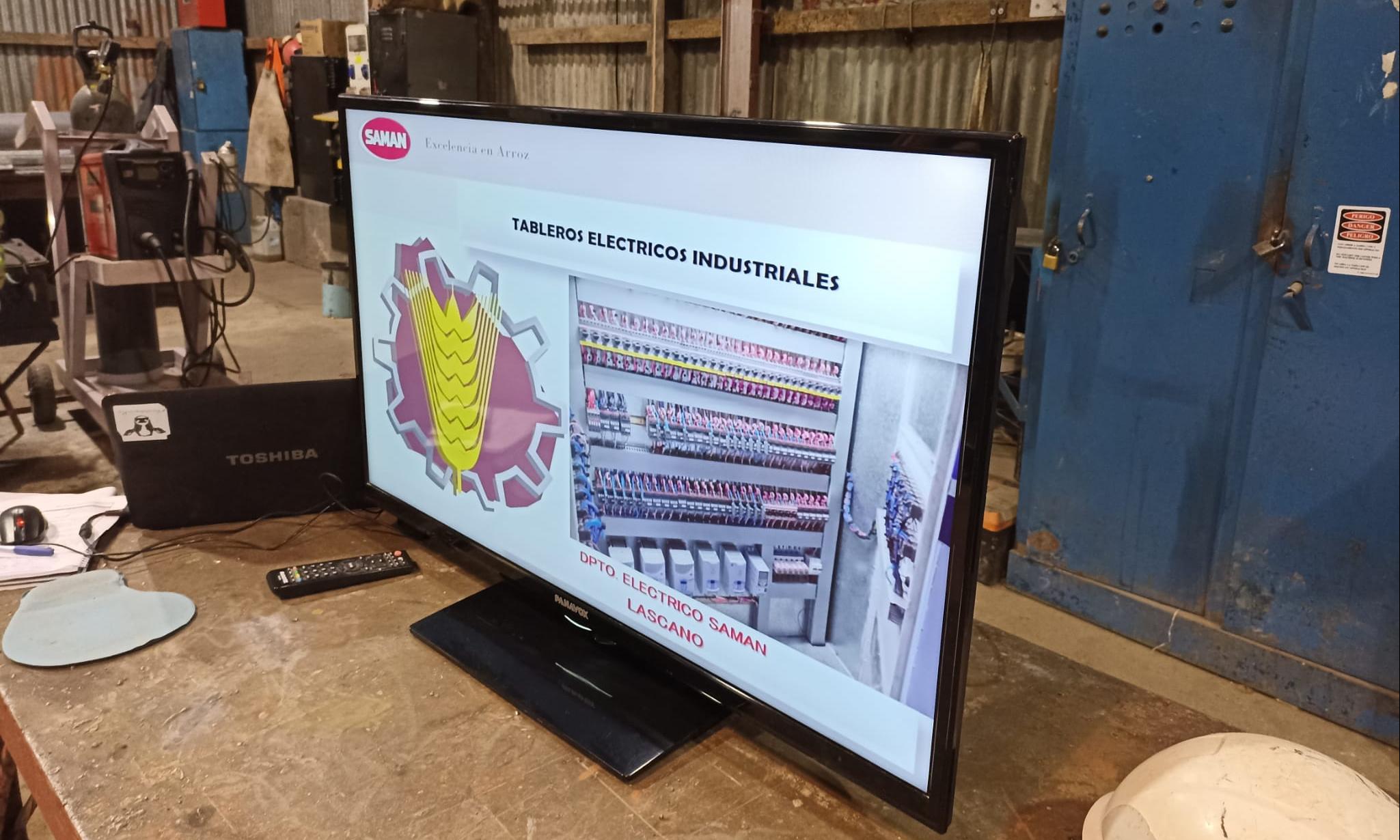 computadora con la charla