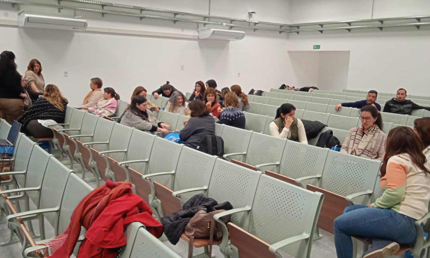 Presentación de la "Valija Migrante" 