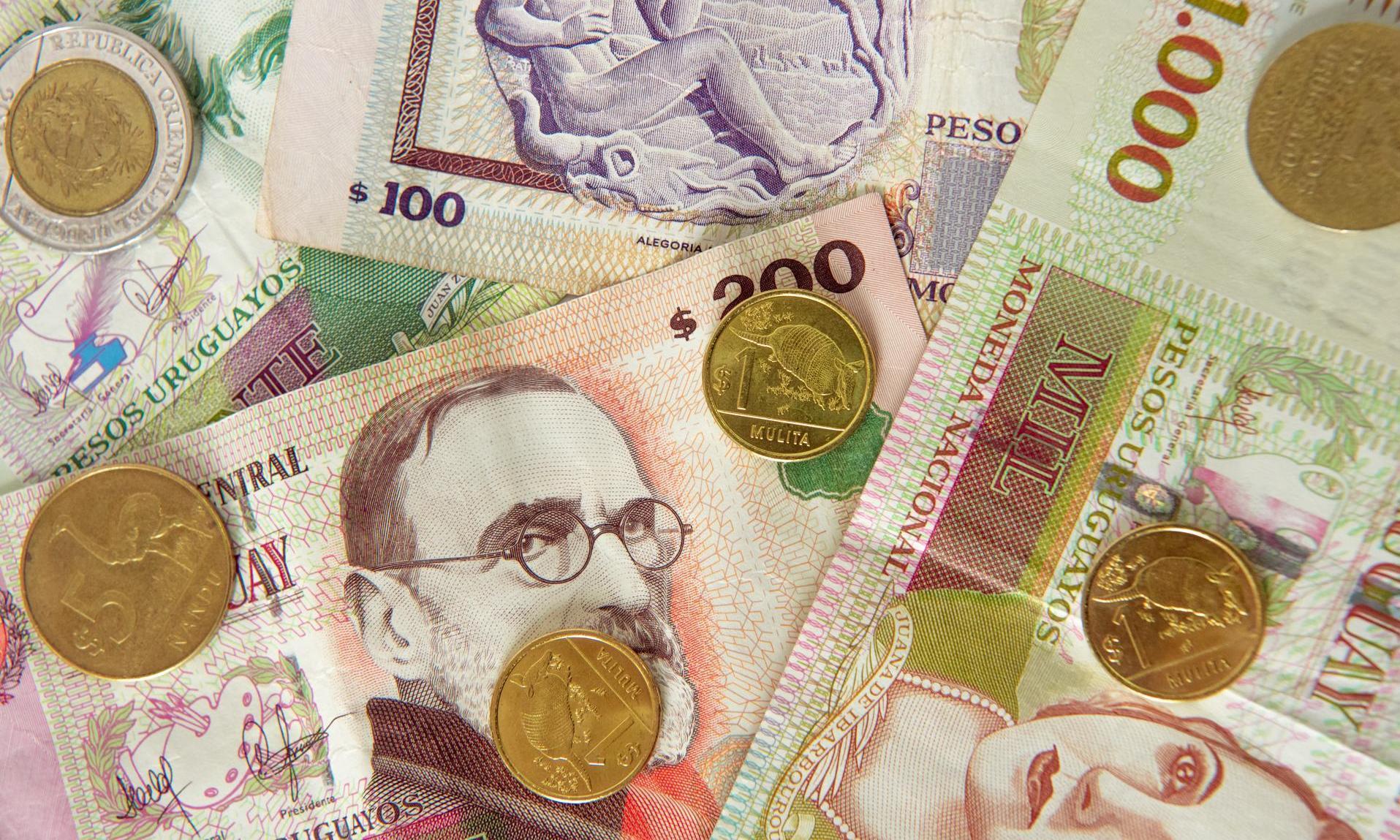 Billetes y monedas