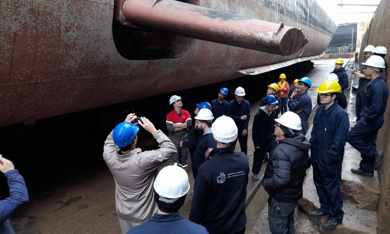Visita de estudiantes de la ERCNA Carmelo