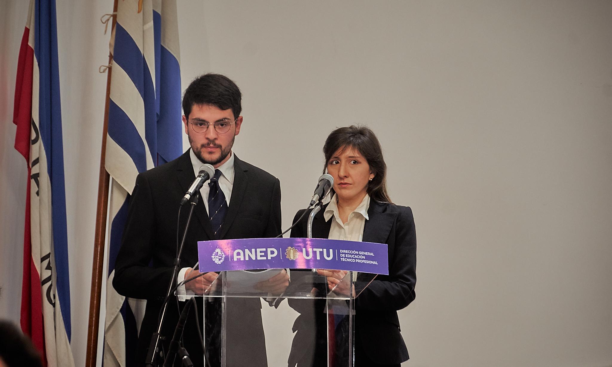 Homenaje de la Escuel de Comunicación Social