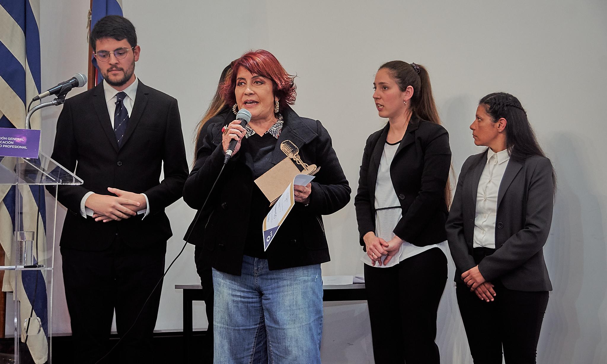 Homenaje de la Escuel de Comunicación Social