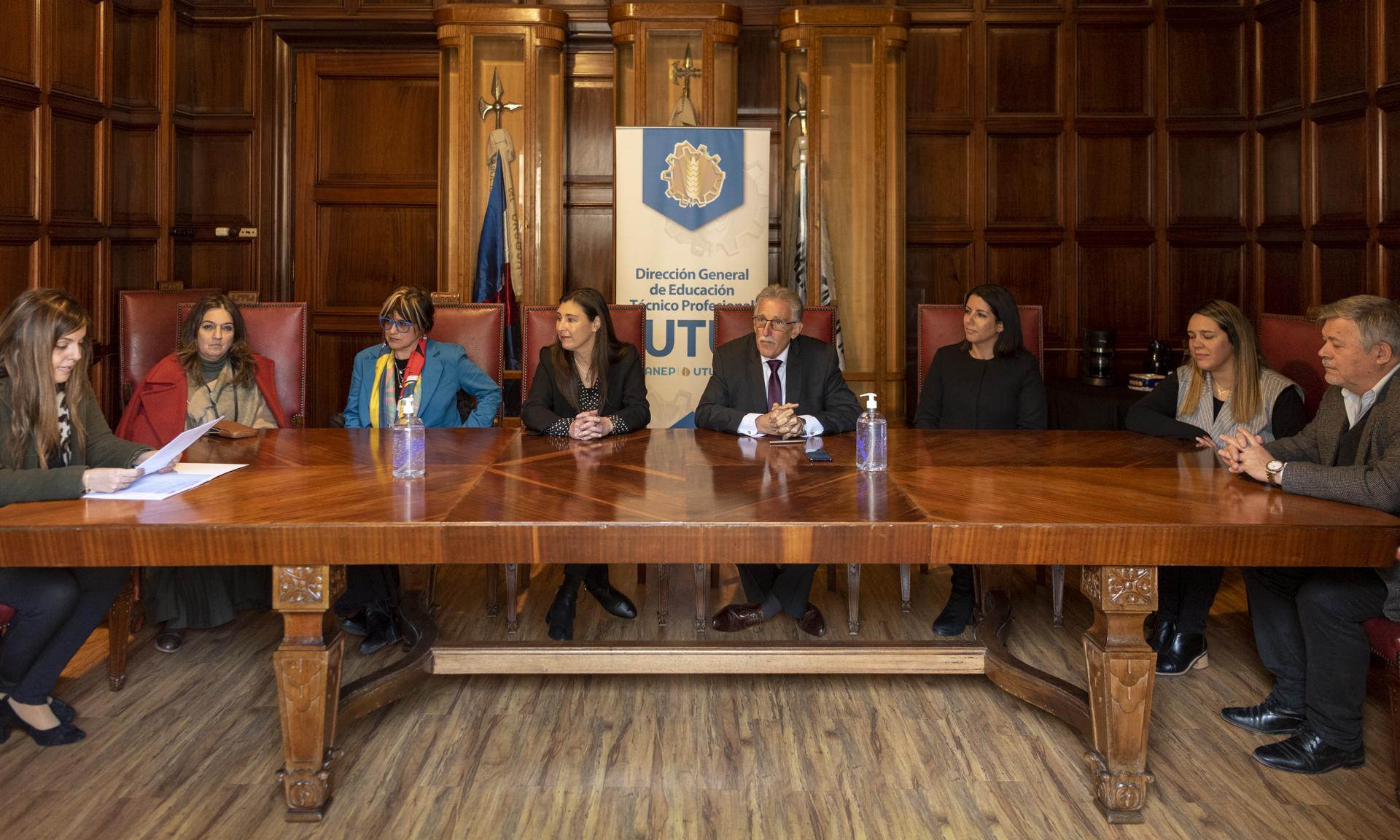 Convenio UTU - TATA