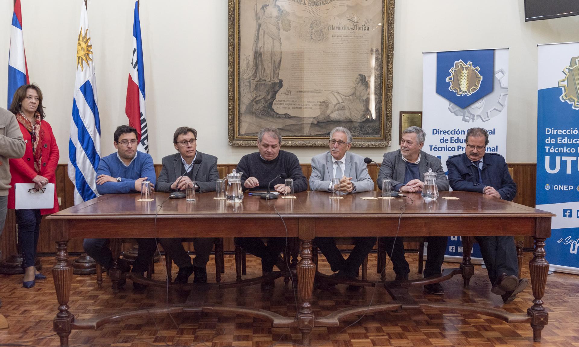 Firma convenio UTU - Intendencia de Florida