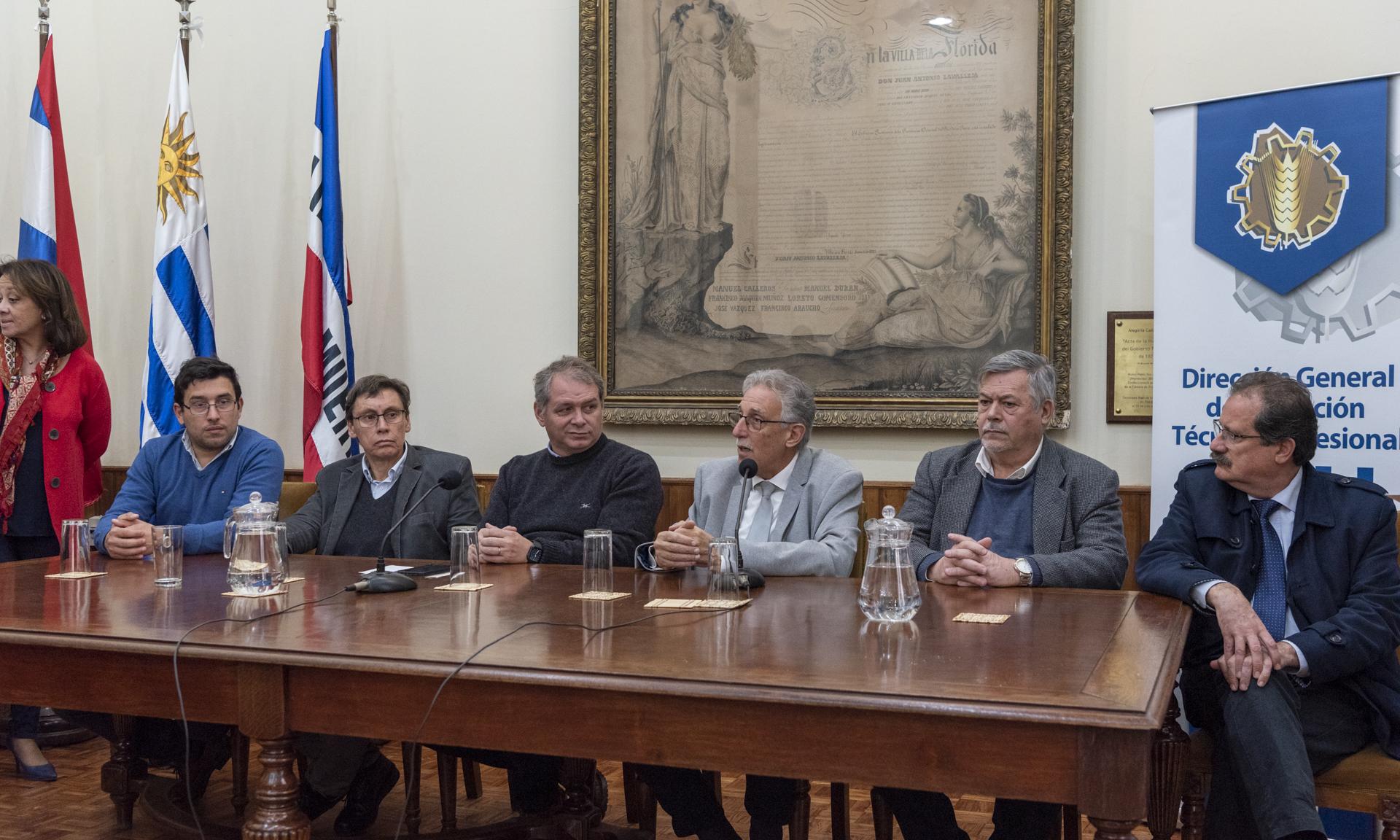Firma convenio UTU - Intendencia de Florida