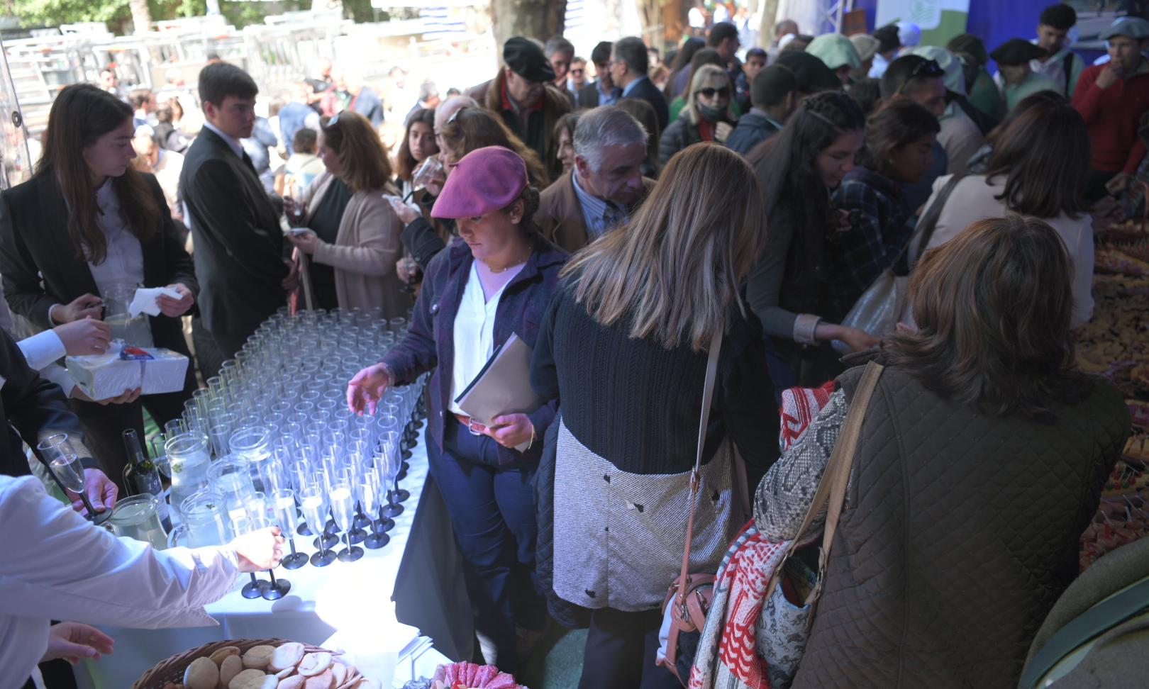 Inauguración stand de UTU en la Expo Prado 