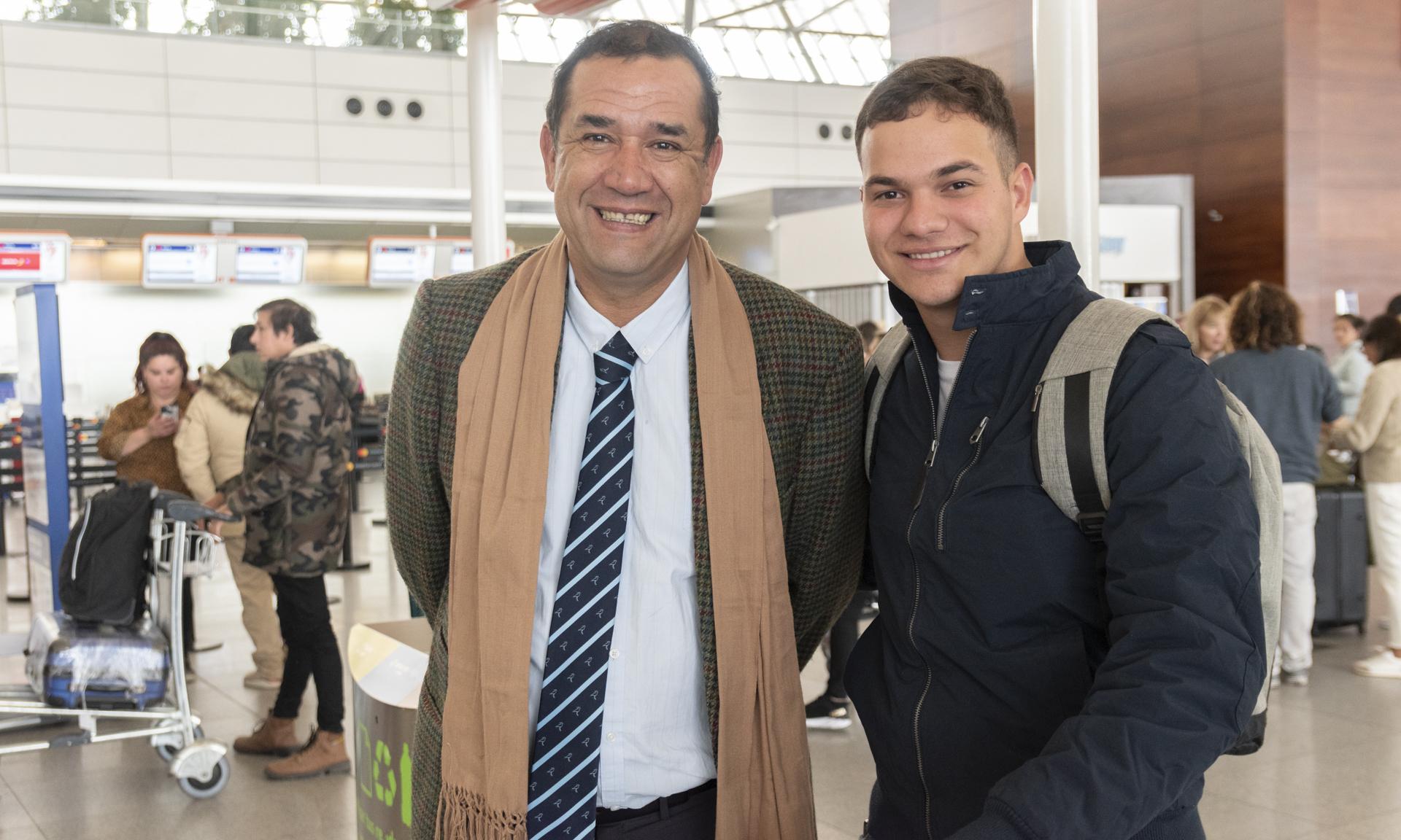 con el senador