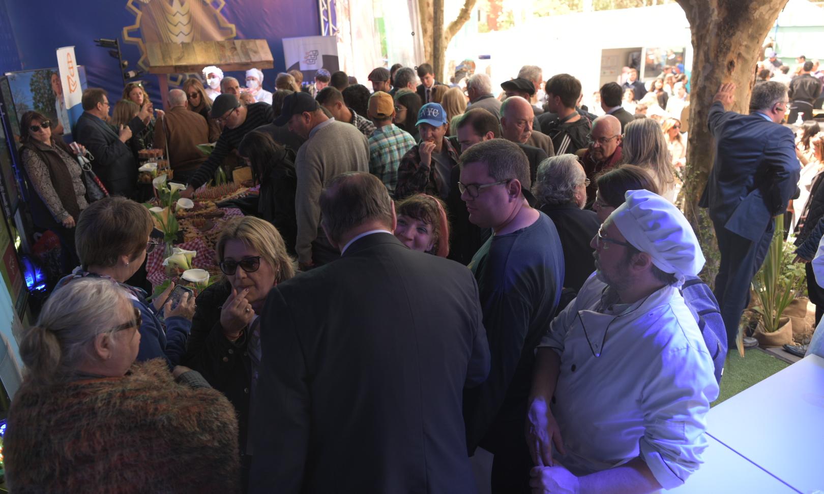 Inauguración oficial del stand de UTU en la Expo Prado