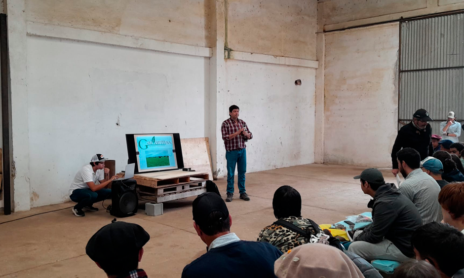 charla