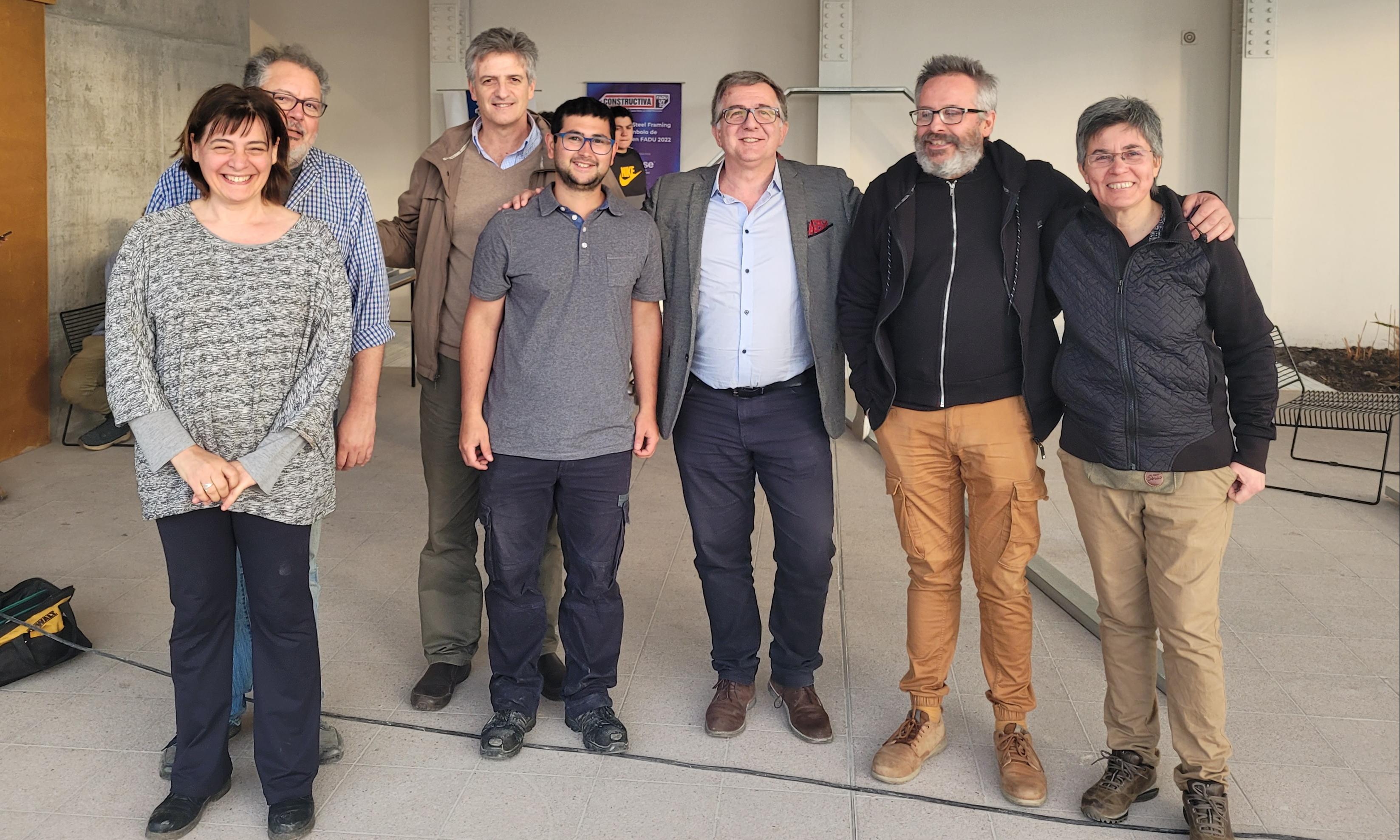 Banco construido por alumnos de UTU en la feria Constructiva 2022