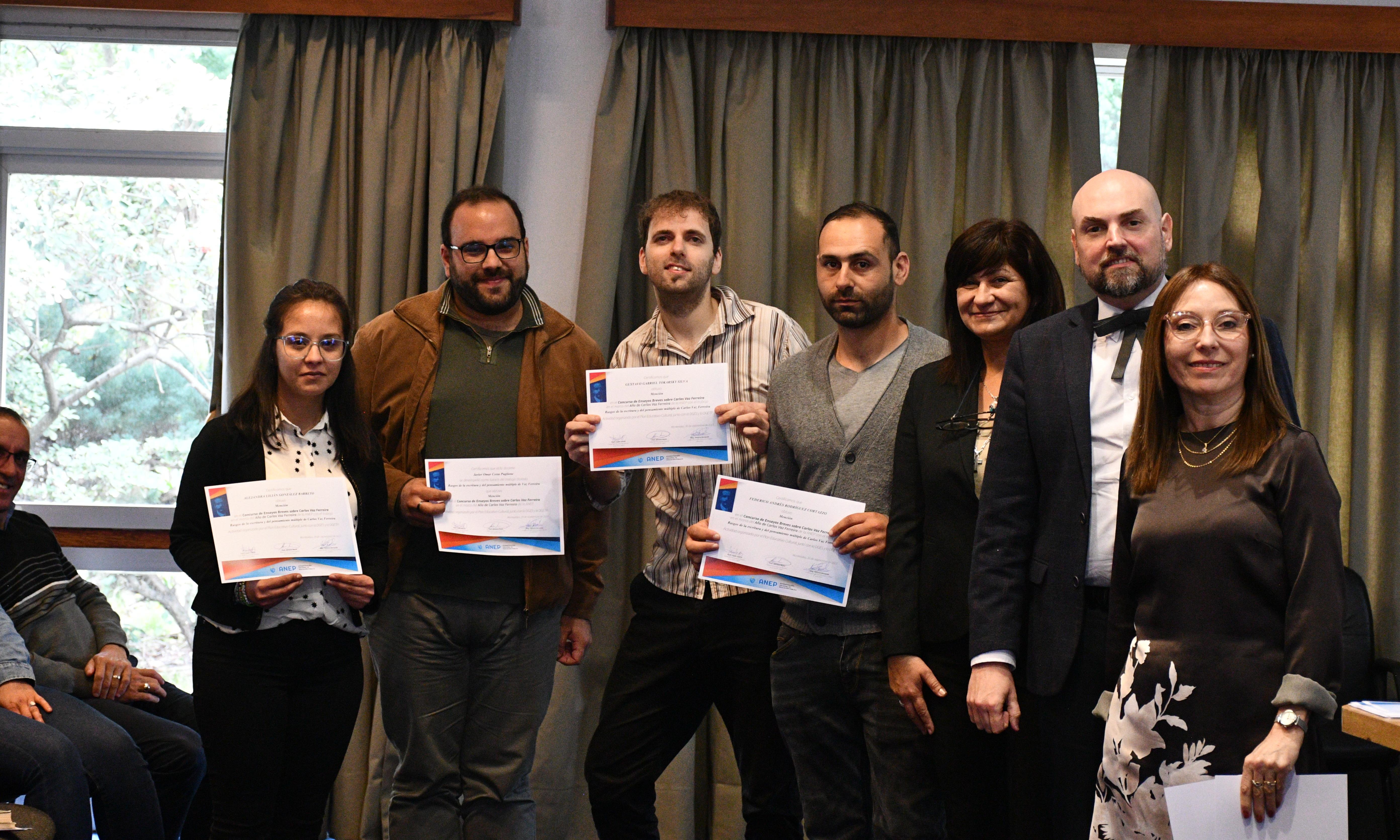 Entrega de premios del Concurso de Ensayos sobre Carlos  Vaz Ferreira  