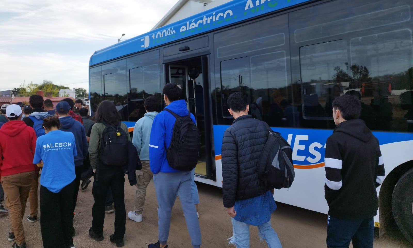 Taller sobre " movilidad eléctrica de vehiculos comerciales"
