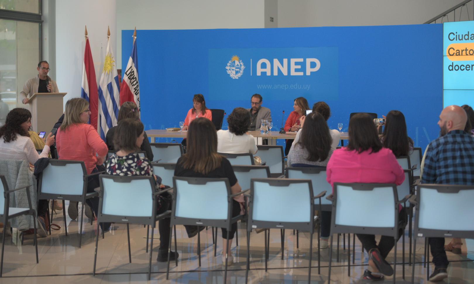 todos en el evento