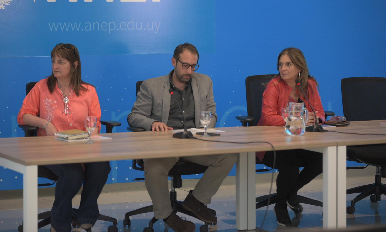 los tres expositores