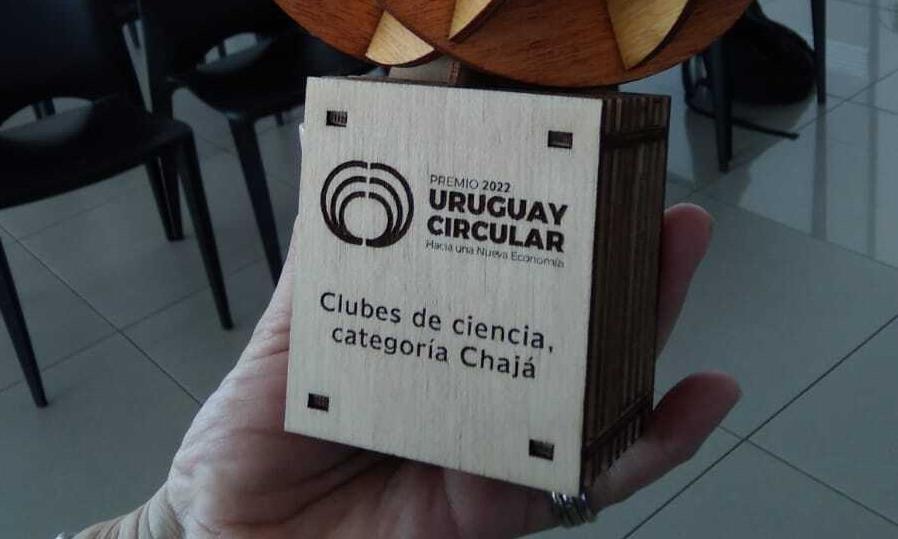 Club de Ciencia PIZACLARTE de la Escuela Agraria de Artigas