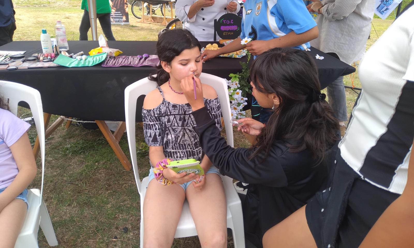Escuela Técnica Malvin Norte se hizo presente en Feria Educativa