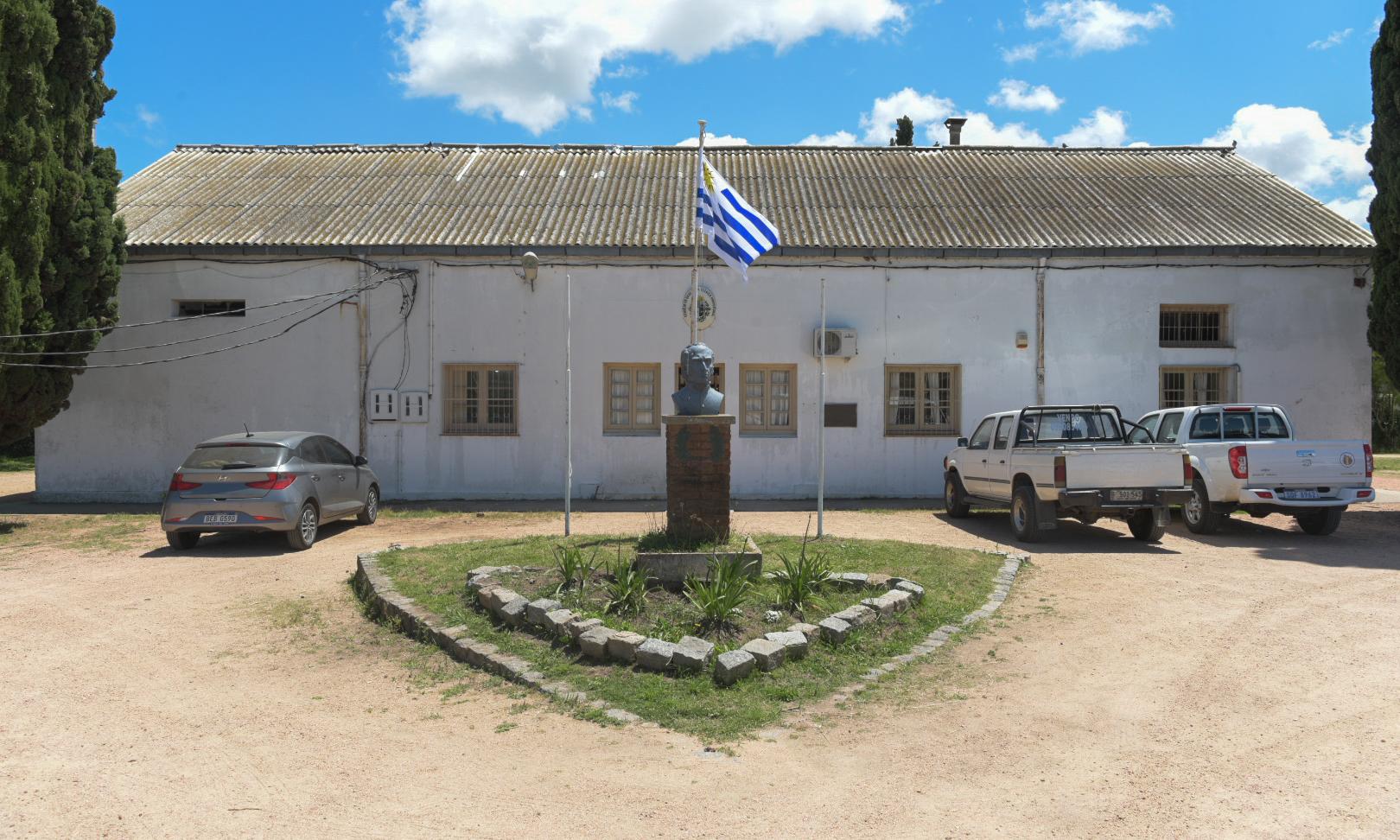 Recorrida por centros educactivos de Maldonado