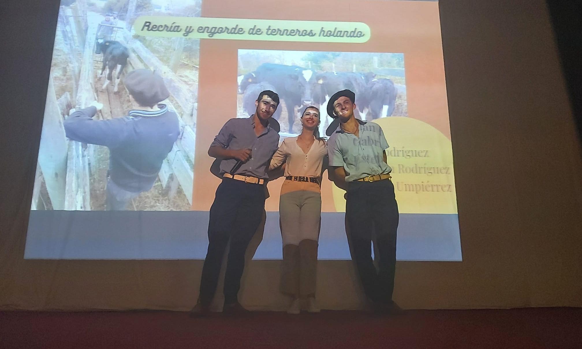 Cierre de curso 3er. año EMT Agrario de la Escuela Técnica Minas, Anexo Villa del Rosario