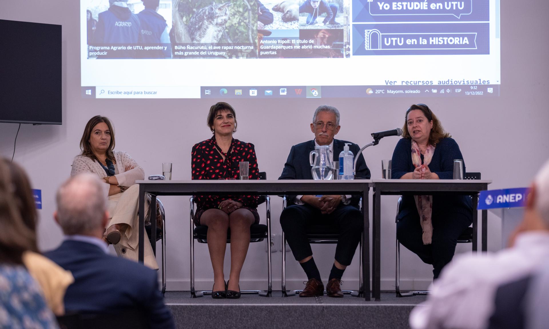 Primeros conversatorios de Equipos de Gestión de los Centros María Espínola y Nacional Estudiantil