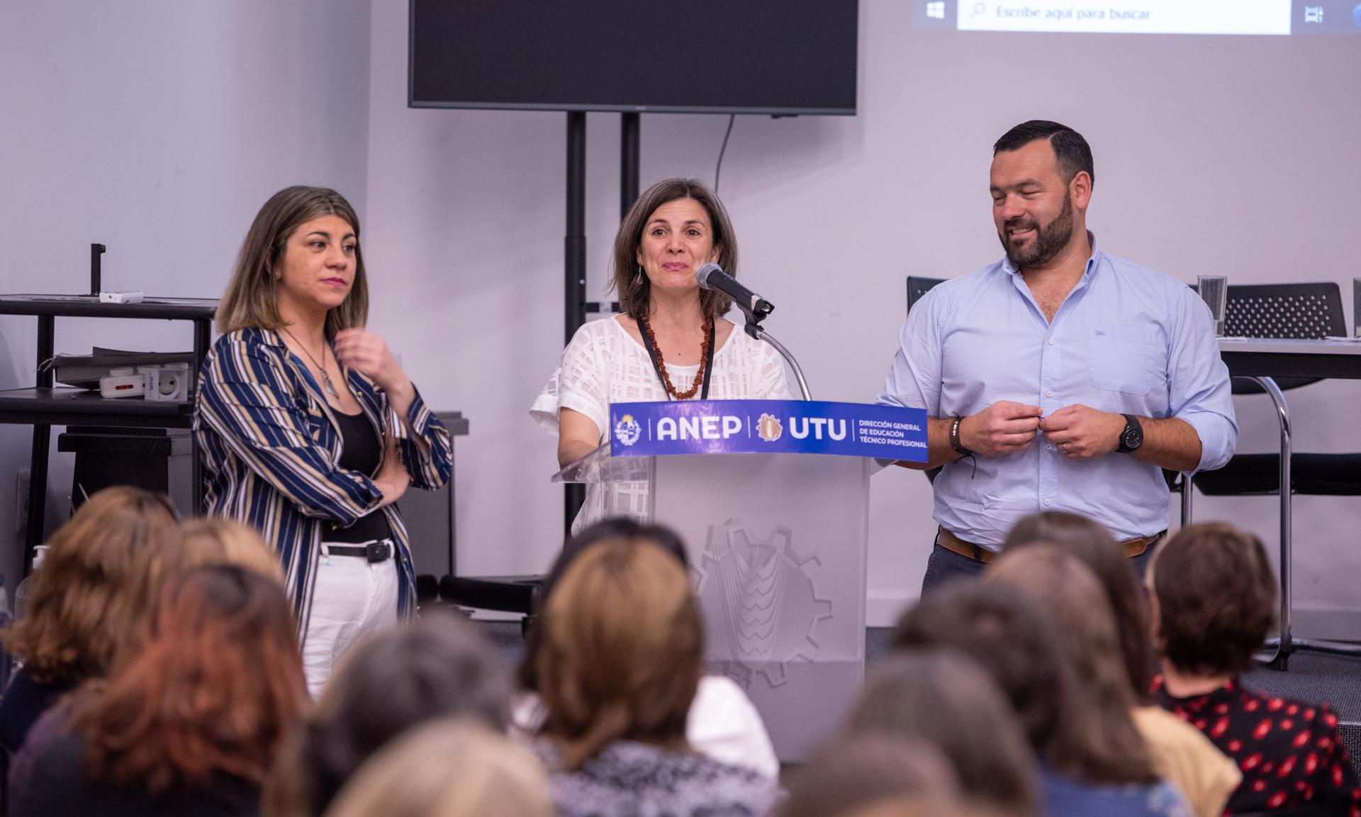 Primeros conversatorios de Equipos de Gestión de los Centros María Espínola y Nacional Estudiantil