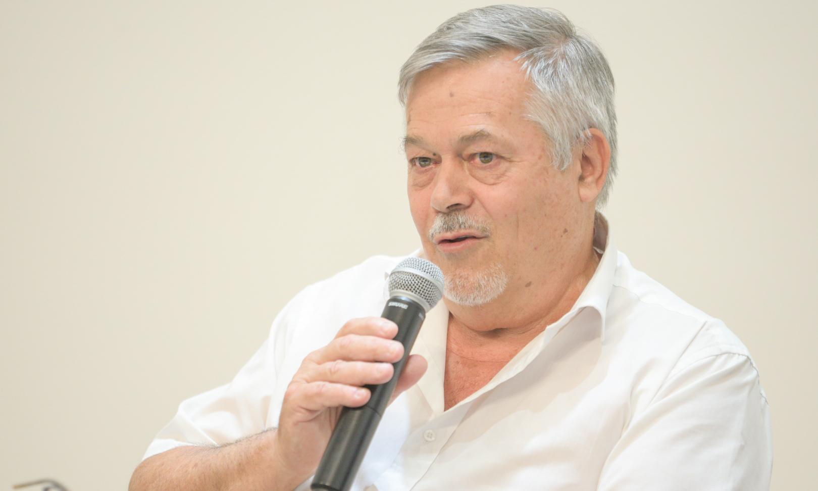Emotivo acto de entrega de certificados CISCO a docentes de informática de UTU