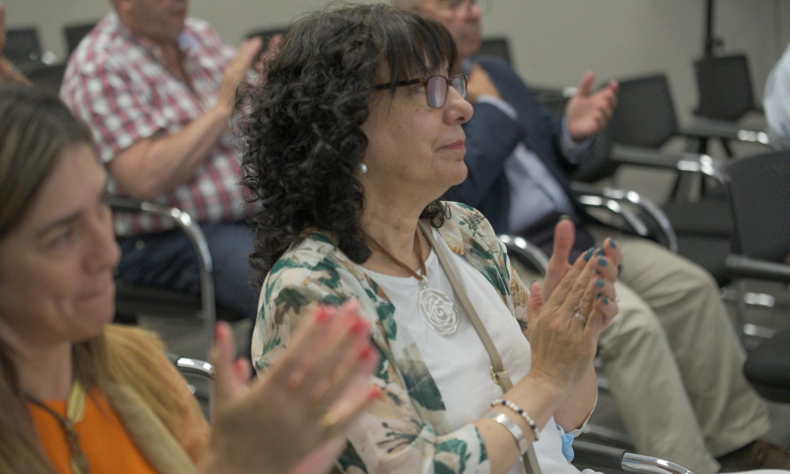 Emotivo acto de entrega de certificados CISCO a docentes de informática de UTU
