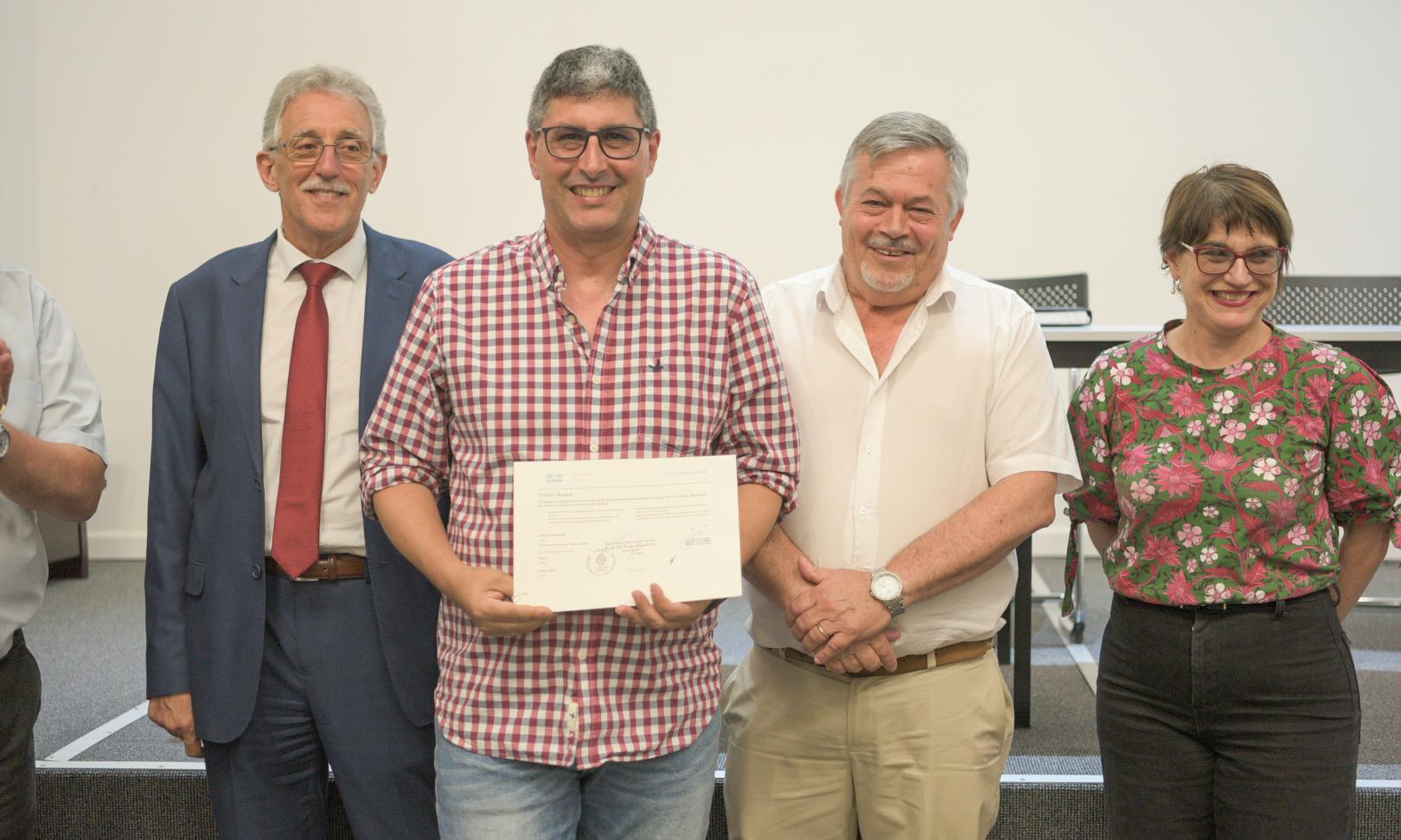 Emotivo acto de entrega de certificados CISCO a docentes de informática de UTU
