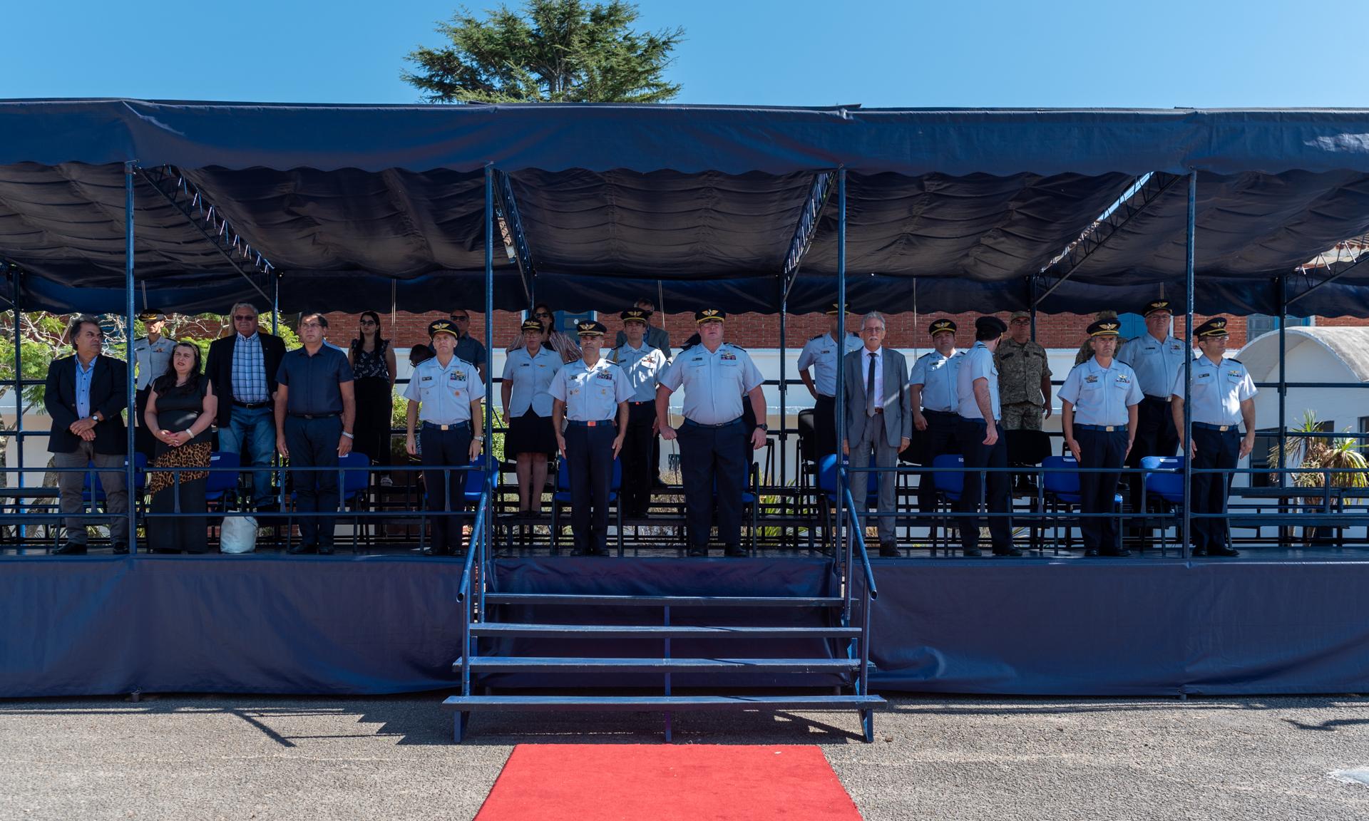 El director de UTU participó de la ceremonia de inicio de cursos de la Escuela Técnica de Aeronáutica