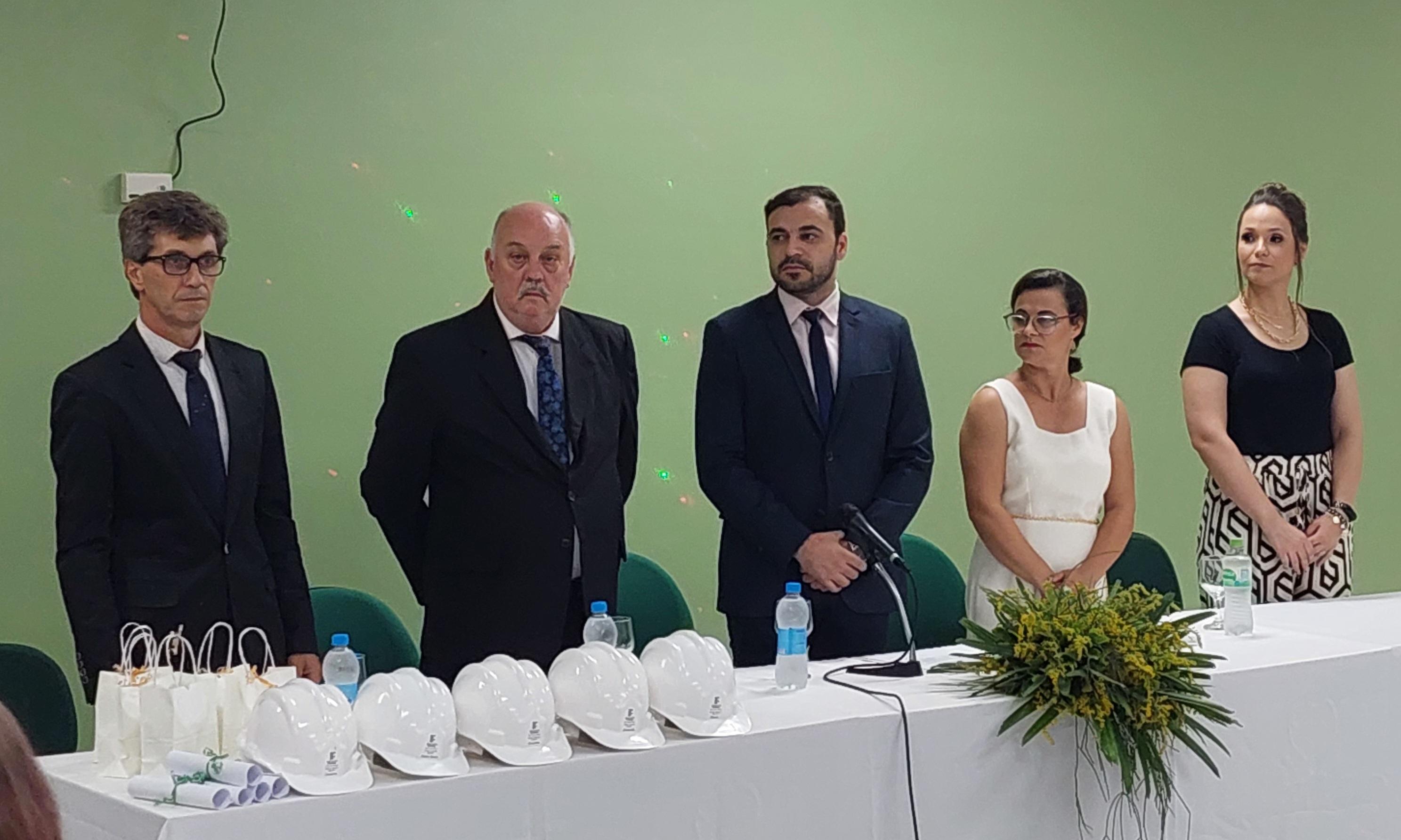  la ceremonia de egresados del Curso Binacional de Construcción Civil 