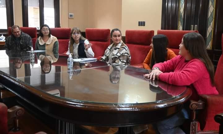 Estudiantes de Guaviyú